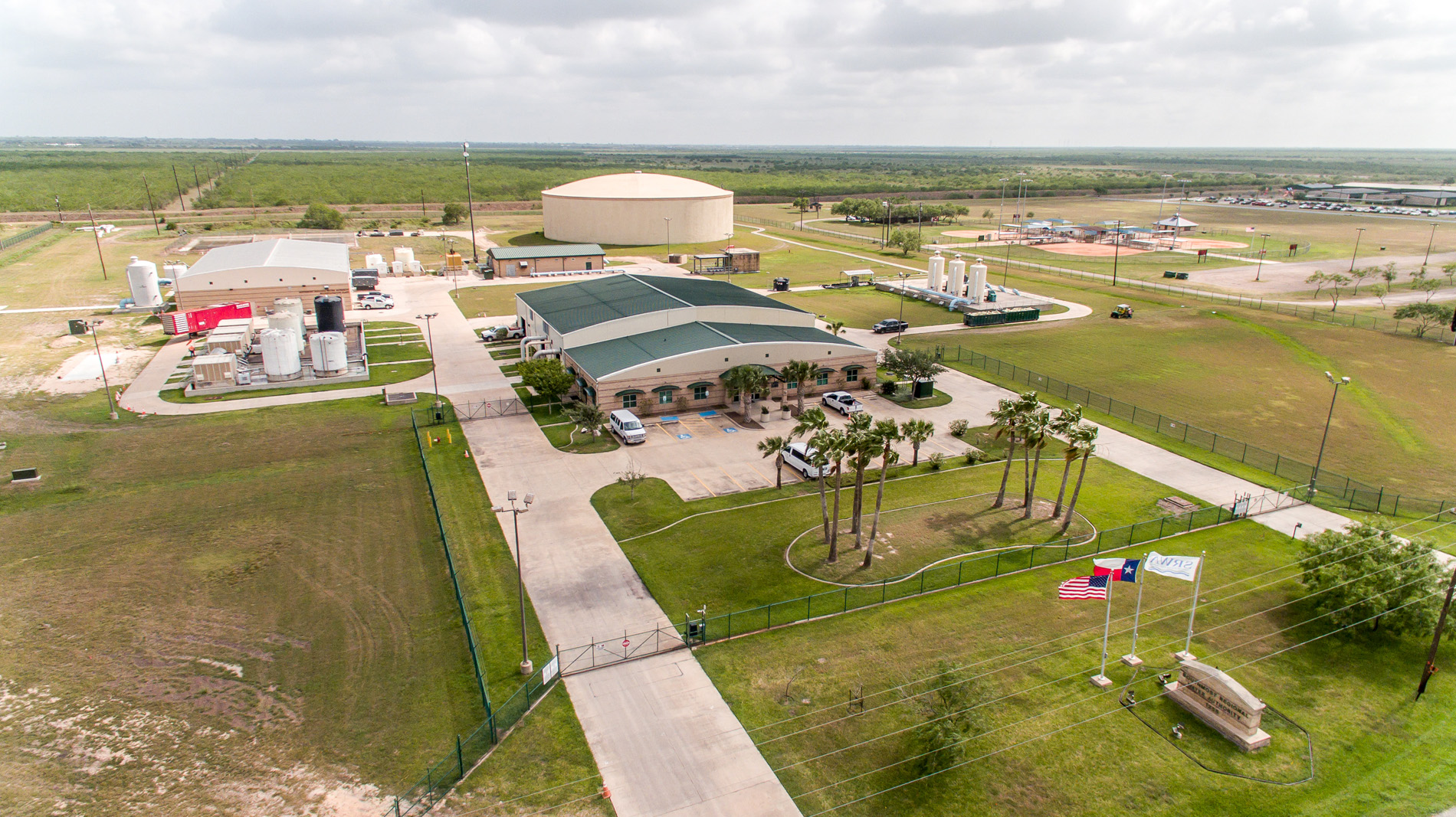 Aerial view of the SRWA desalination plant